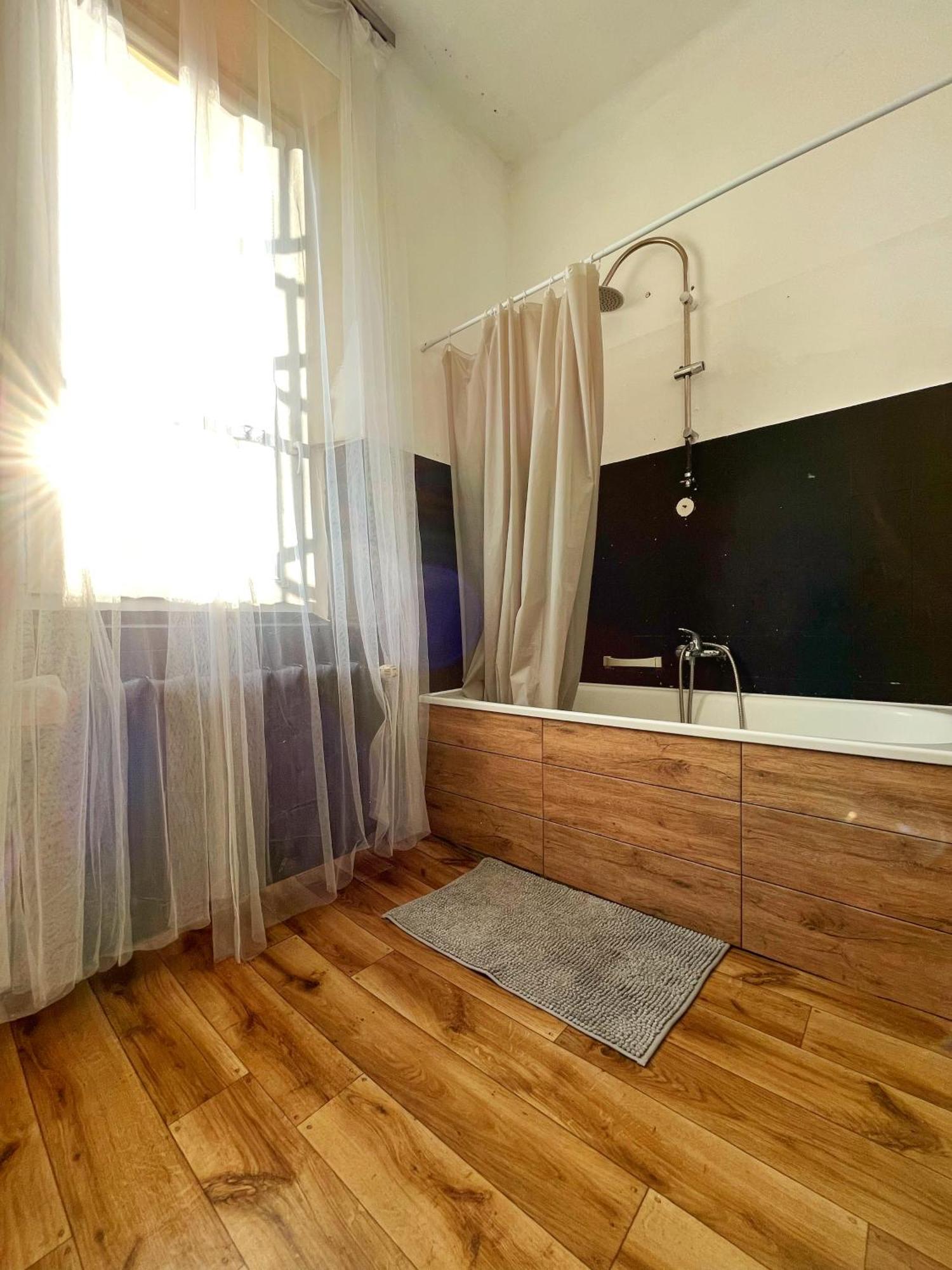 Nice Room In Old Town Krakow Luaran gambar