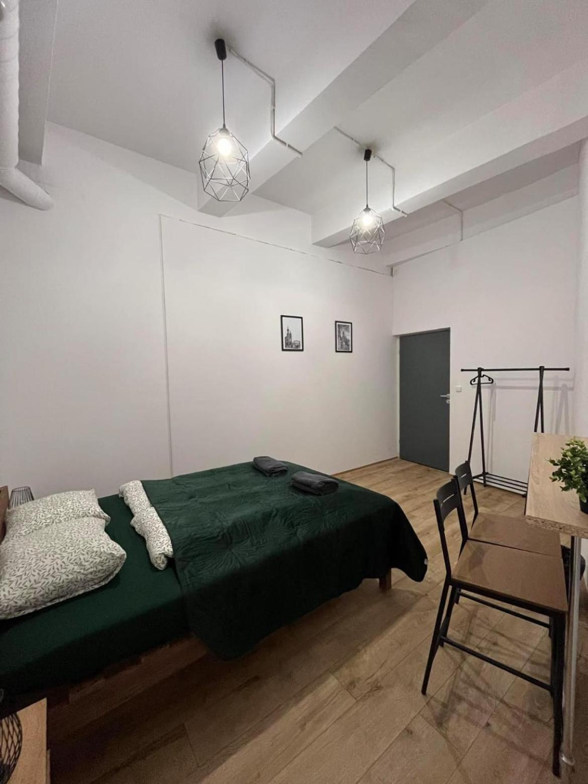 Nice Room In Old Town Krakow Luaran gambar